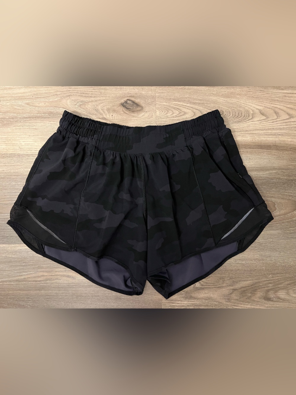 lululemon hotty hot 4”